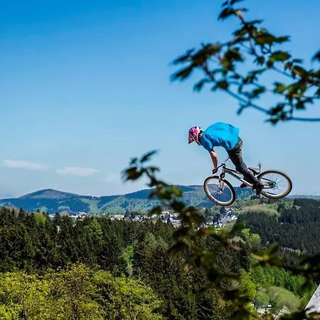 Appartamento Welcome In - 4-s Mit Balkon, Direkt An Der Skipiste Und Am Bikepark Winterberg