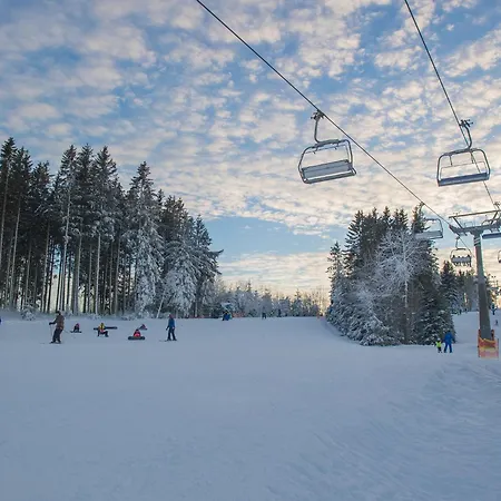 Апартаменты Welcome In - 4-s Mit Balkon, Direkt An Der Skipiste Und Am Bikepark Винтерберг